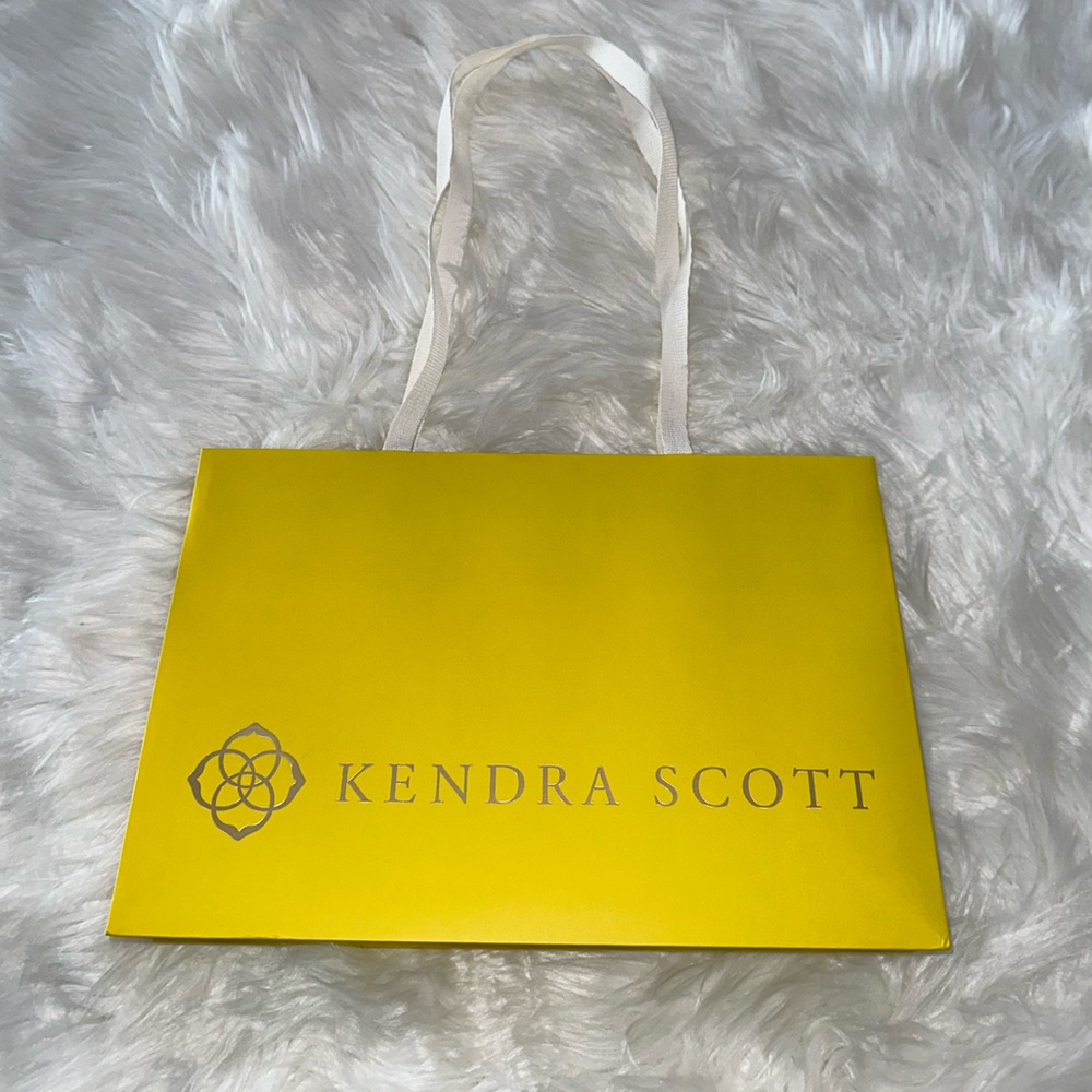 Kendra Scott medium sized yellow gold and white gift bags